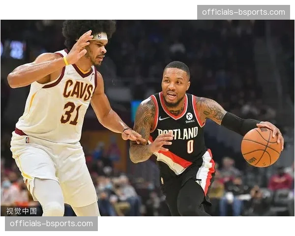 开拓者依赖外线投射与二次进攻 G1三分37投仅10中失灵